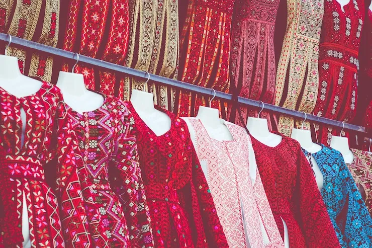 College Girl Fashion Essentials You Need in Your Closet